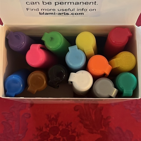 Brand New Set of Liquid Chalk Markers Bright Concentrated Arts Crafts Classroom - Picture 9 of 16